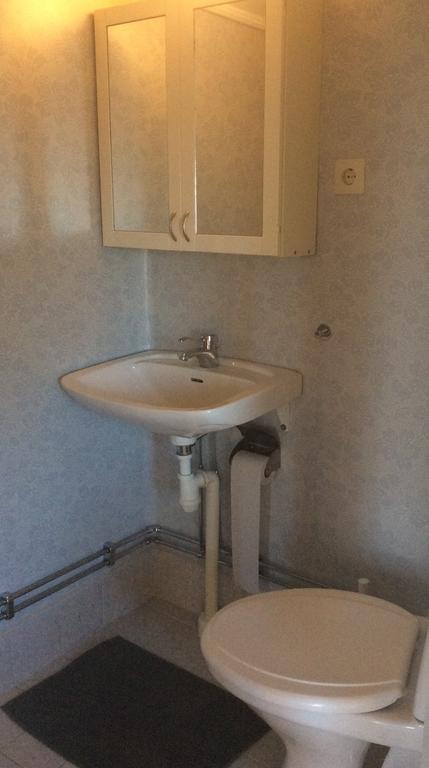 Skyberga Torp Kumla Villa Luaran gambar